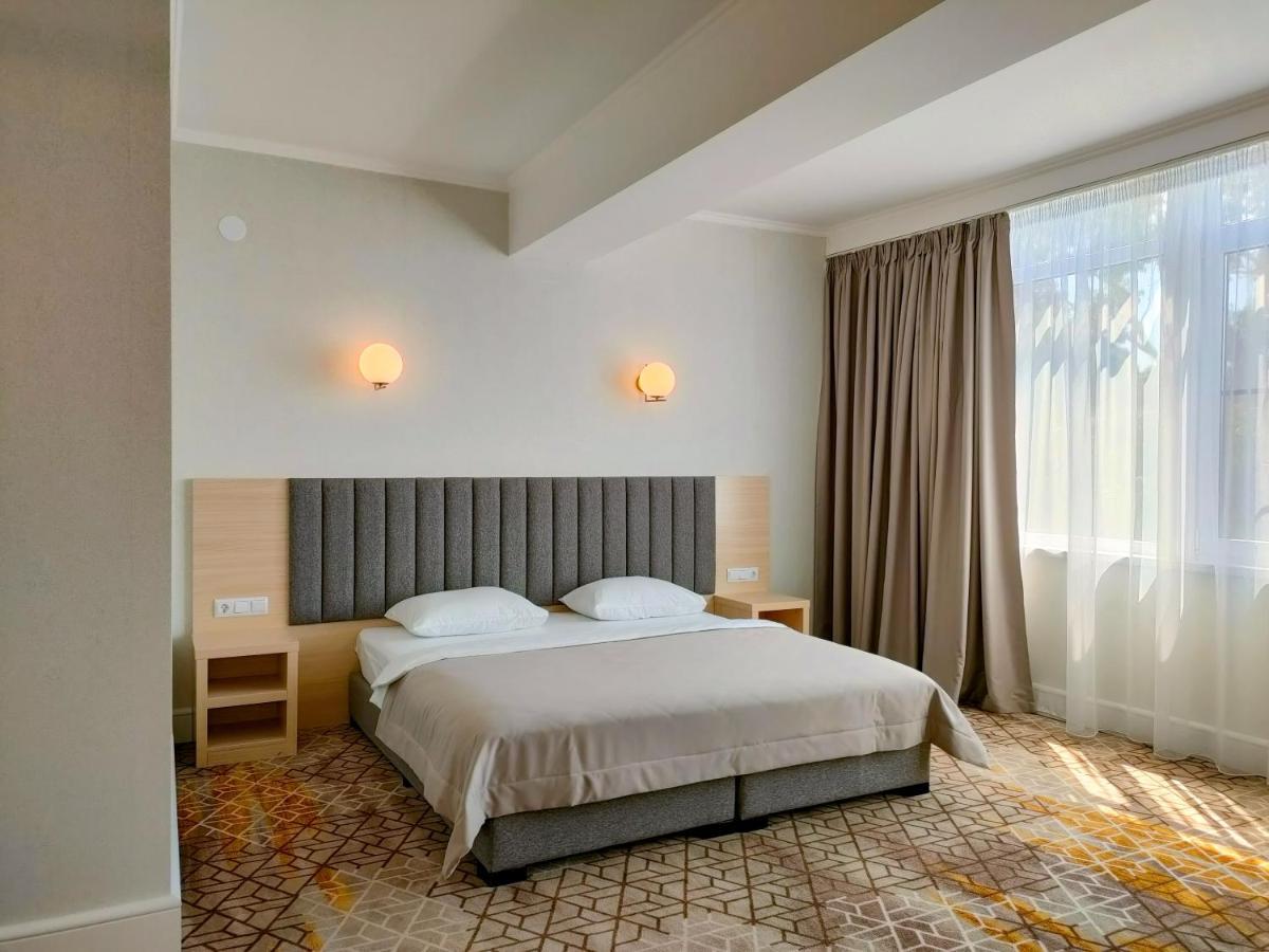 Hotel Citrus Gagra Kültér fotó