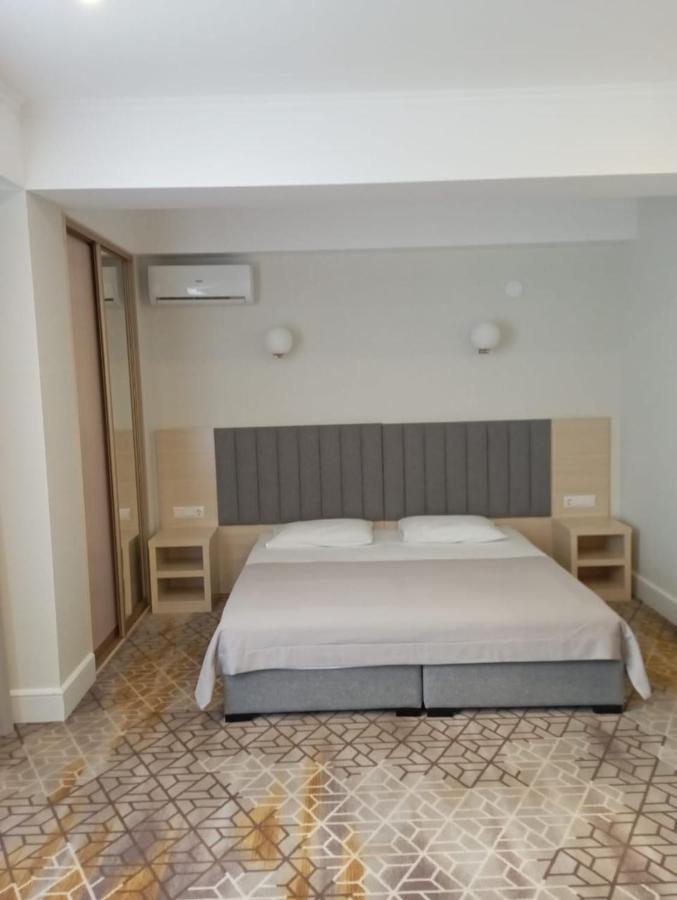Hotel Citrus Gagra Kültér fotó